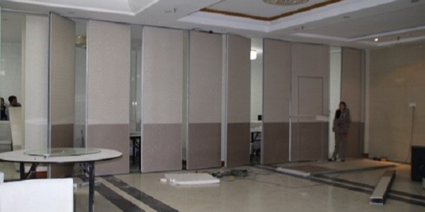 酒店<i style='color:red'>活动隔断厂家</i>